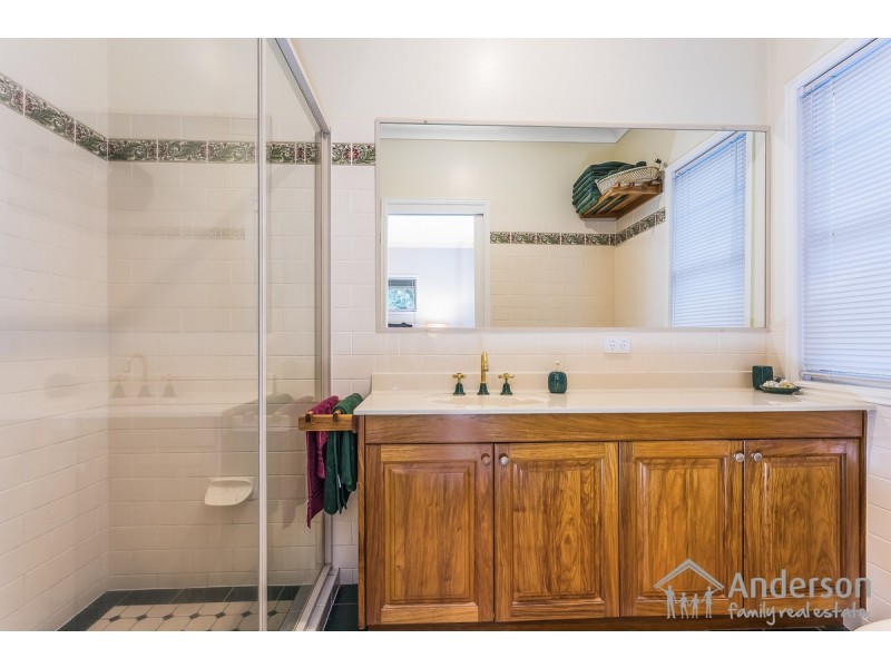 5 Coventry Place, Caboolture QLD 4510