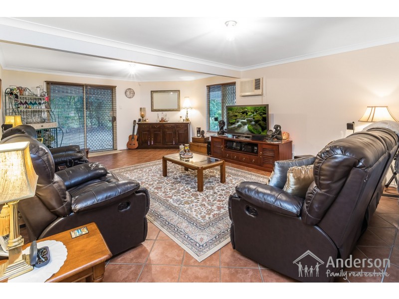 5 Coventry Place, Caboolture QLD 4510