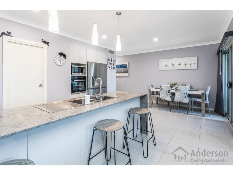 4 Flinders Circuit, Fitzgibbon QLD 4018