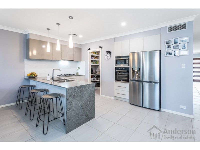 4 Flinders Circuit, Fitzgibbon QLD 4018