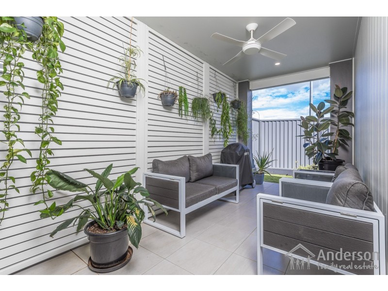 4 Flinders Circuit, Fitzgibbon QLD 4018