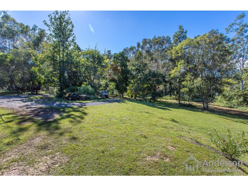 25 Aberdeen Road, North Maclean QLD 4280