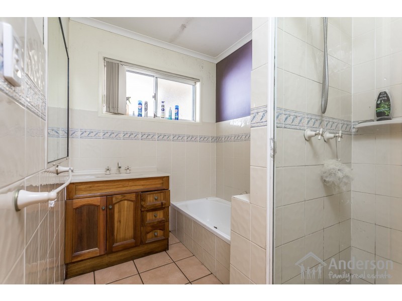 25 Aberdeen Road, North Maclean QLD 4280