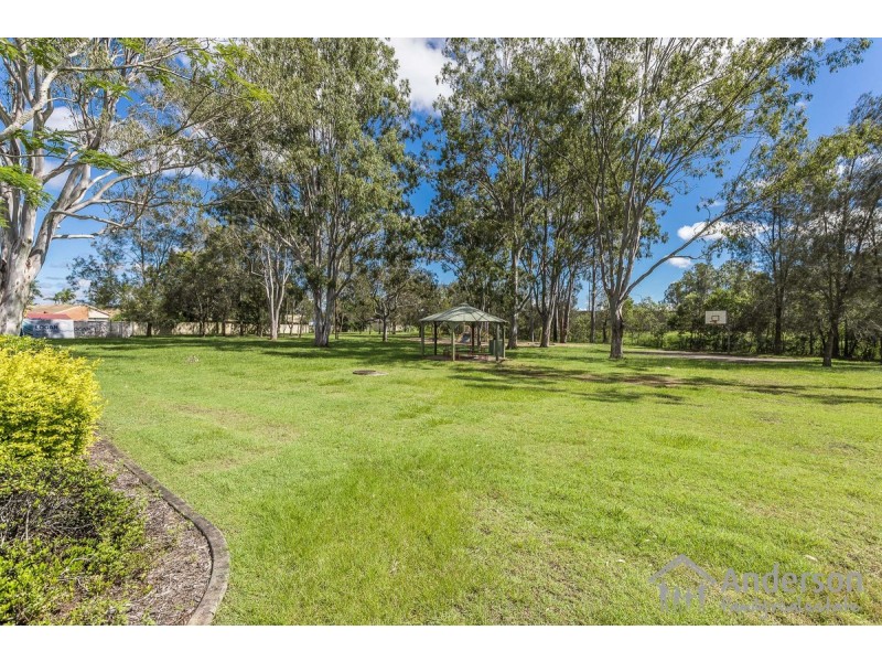 43 Edenlea Drive, Meadowbrook QLD 4131