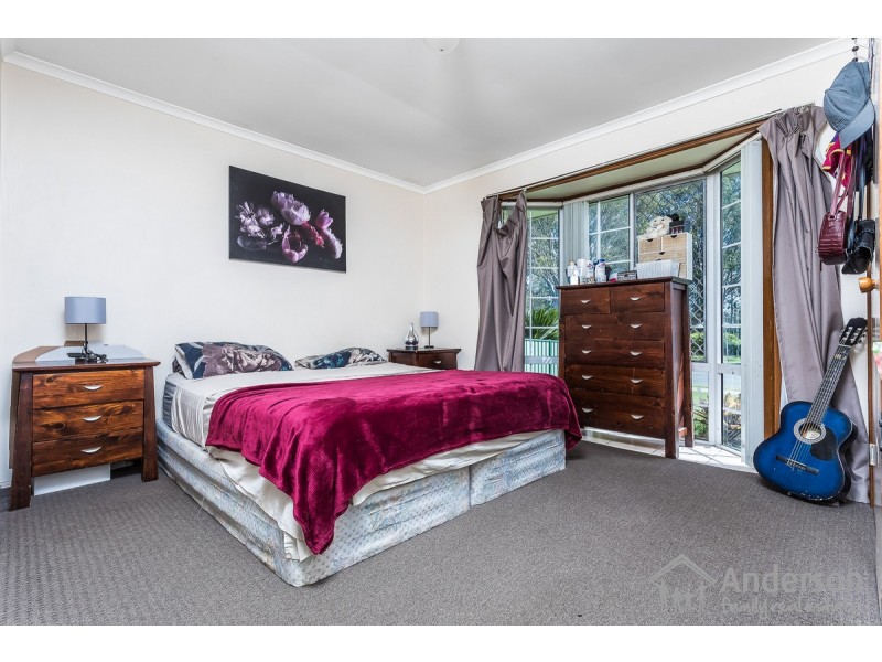 43 Edenlea Drive, Meadowbrook QLD 4131