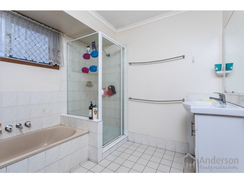 43 Edenlea Drive, Meadowbrook QLD 4131