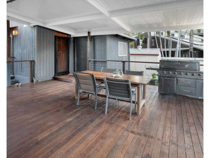 7 Stanley Terrace, Brighton QLD 4017