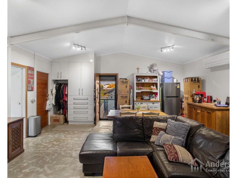 7 Stanley Terrace, Brighton QLD 4017