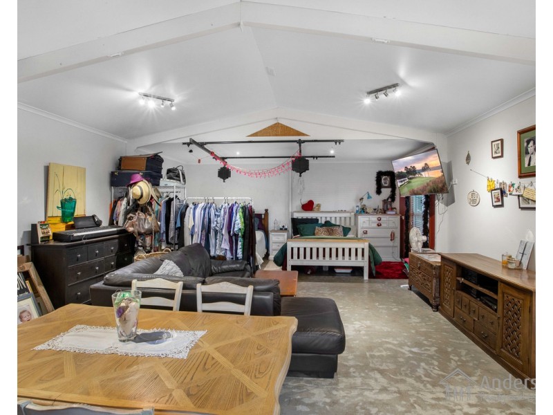 7 Stanley Terrace, Brighton QLD 4017