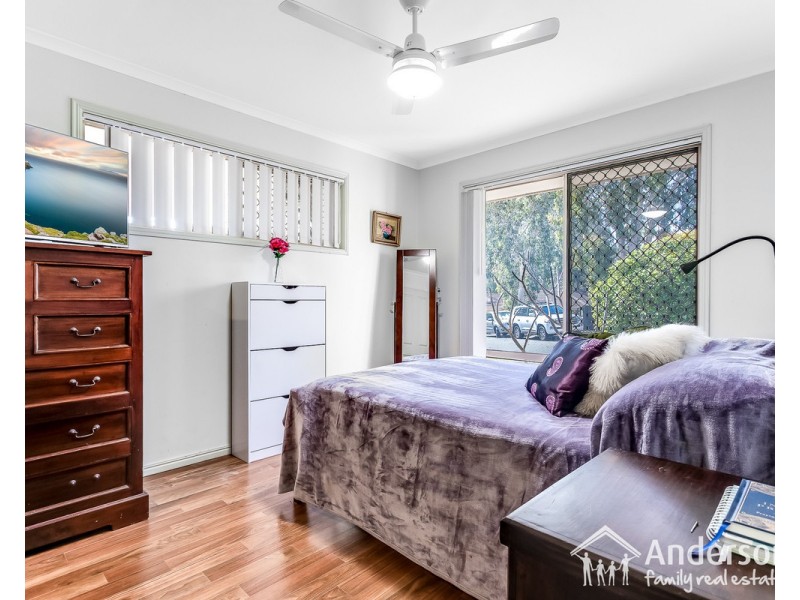 10 Deakin Place, Forest Lake QLD 4078