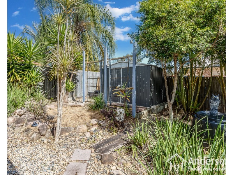 10 Deakin Place, Forest Lake QLD 4078