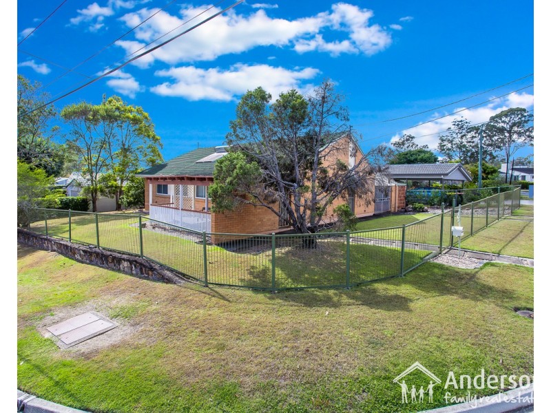 2 Skye Street, Kenmore QLD 4069