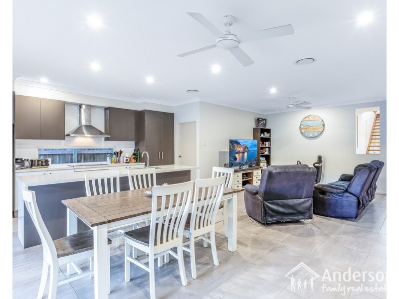 94 Oxley Avenue, Woody Point QLD 4019
