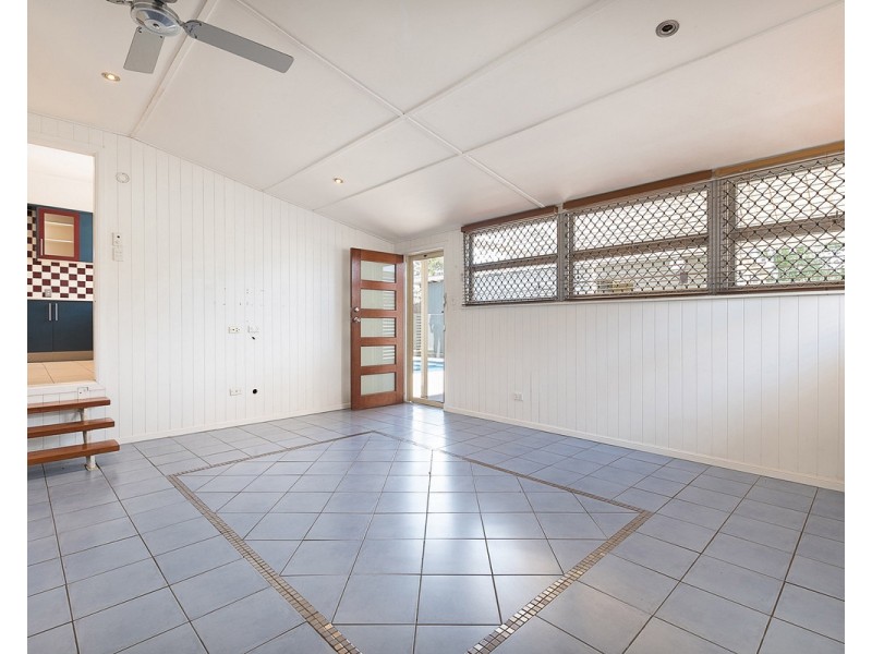 7 Brewer Street, Kallangur QLD 4503