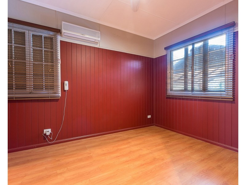 7 Brewer Street, Kallangur QLD 4503