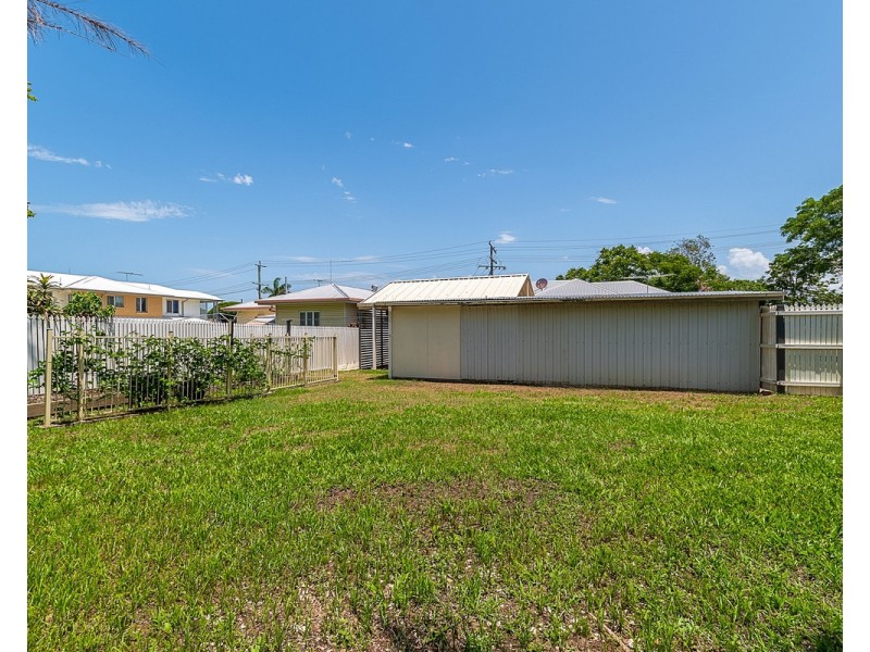 7 Brewer Street, Kallangur QLD 4503