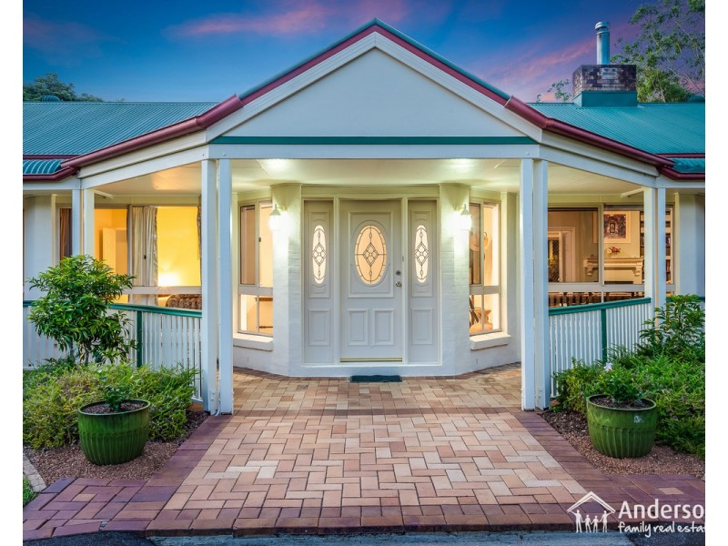 36 Greenwood Crescent, Samford Valley QLD 4520