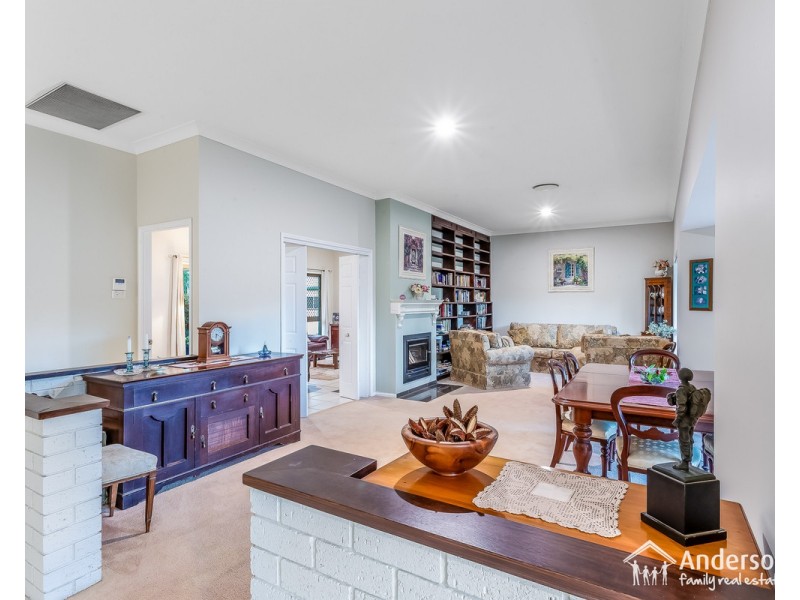 36 Greenwood Crescent, Samford Valley QLD 4520