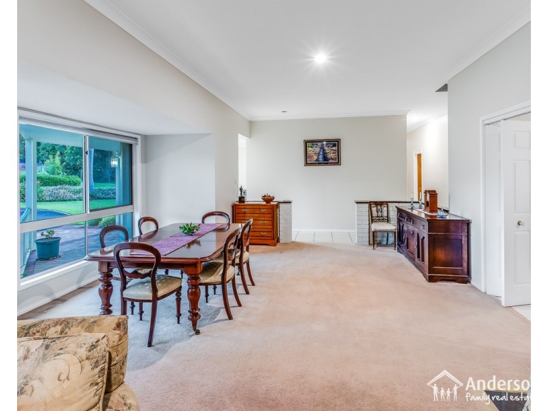 36 Greenwood Crescent, Samford Valley QLD 4520