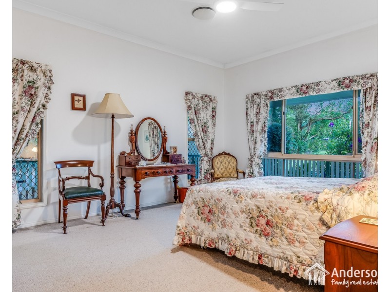 36 Greenwood Crescent, Samford Valley QLD 4520