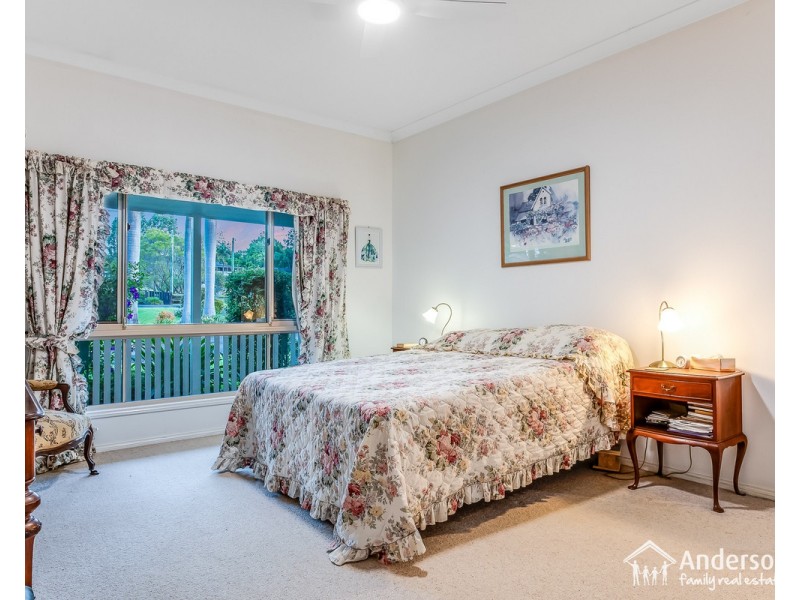 36 Greenwood Crescent, Samford Valley QLD 4520