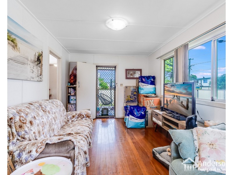 81 Arthur Street, Woody Point QLD 4019