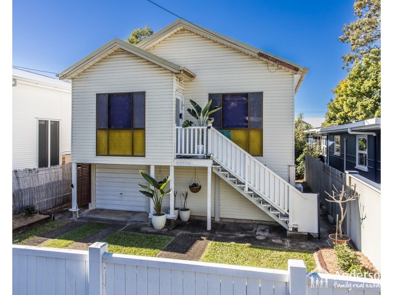 52 Griffith Street, Sandgate QLD 4017