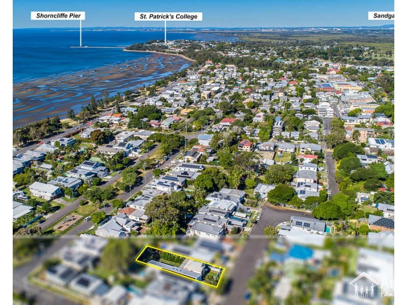 52 Griffith Street, Sandgate QLD 4017