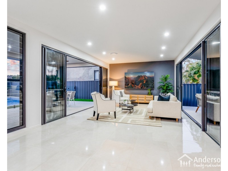 55 Sheaffe Street, Bracken Ridge QLD 4017