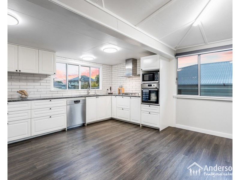 42 Board Street, Deagon QLD 4017