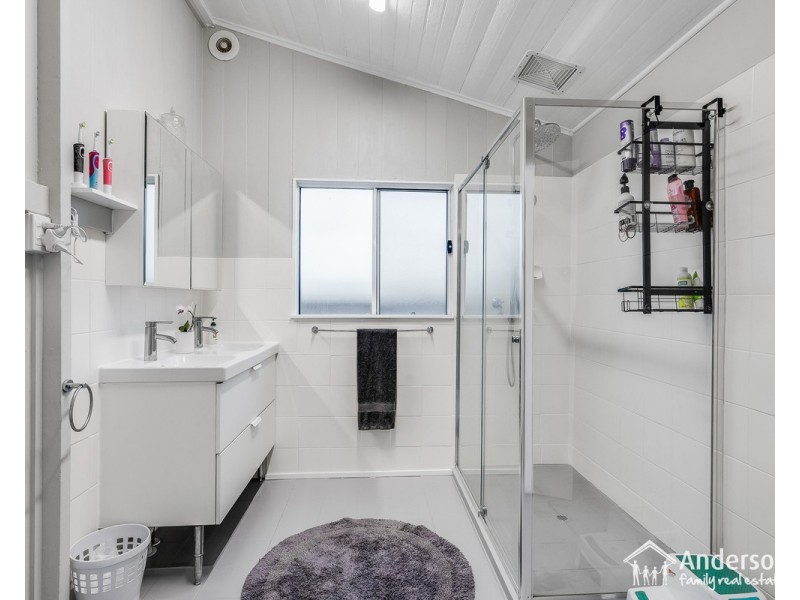 42 Board Street, Deagon QLD 4017