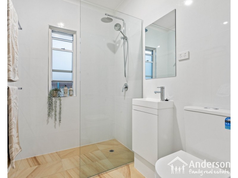 7 Stanley Terrace, Brighton QLD 4017