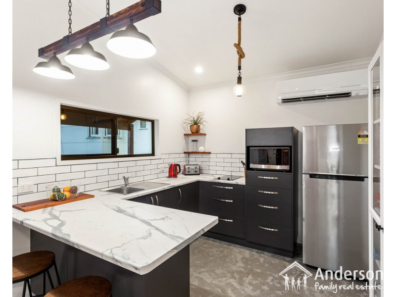 7 Stanley Terrace, Brighton QLD 4017