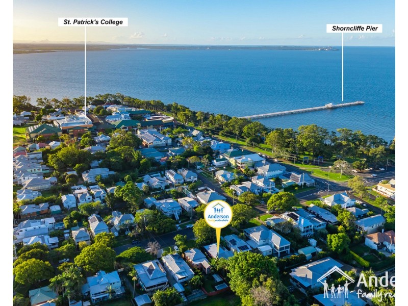31 Swan Street, Shorncliffe QLD 4017