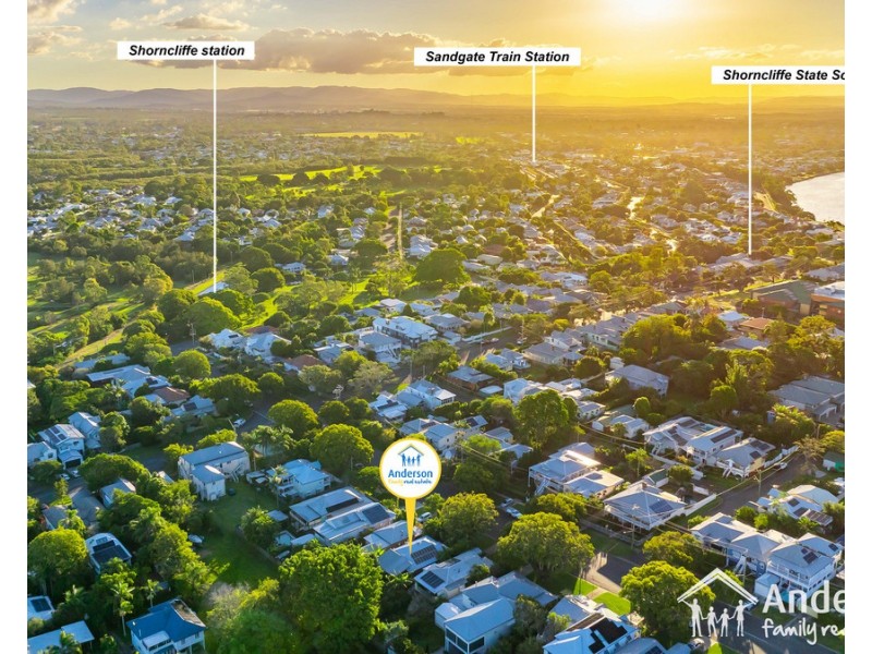 31 Swan Street, Shorncliffe QLD 4017