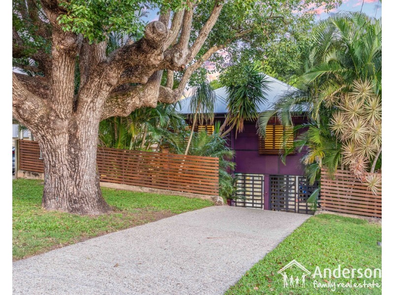 31 Swan Street, Shorncliffe QLD 4017