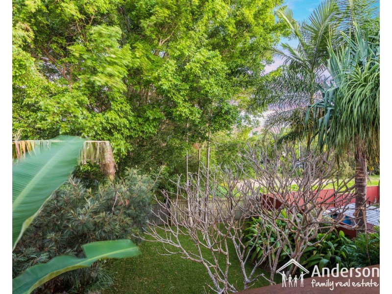 31 Swan Street, Shorncliffe QLD 4017