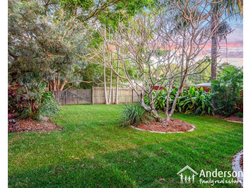 31 Swan Street, Shorncliffe QLD 4017