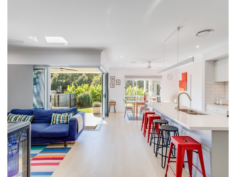 2 Station Road, Deagon QLD 4017