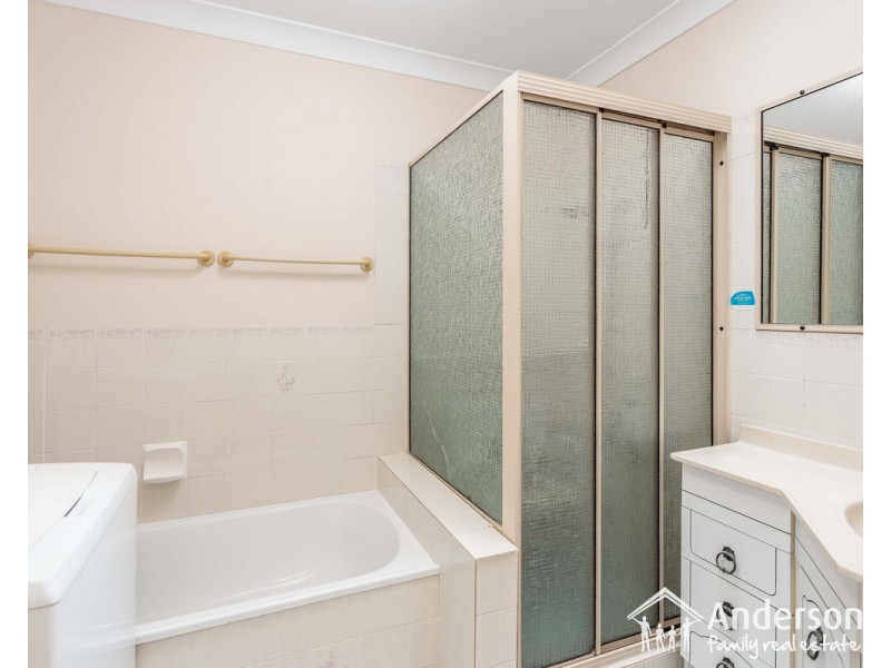 6/34 Caroline Street, Woody Point QLD 4019