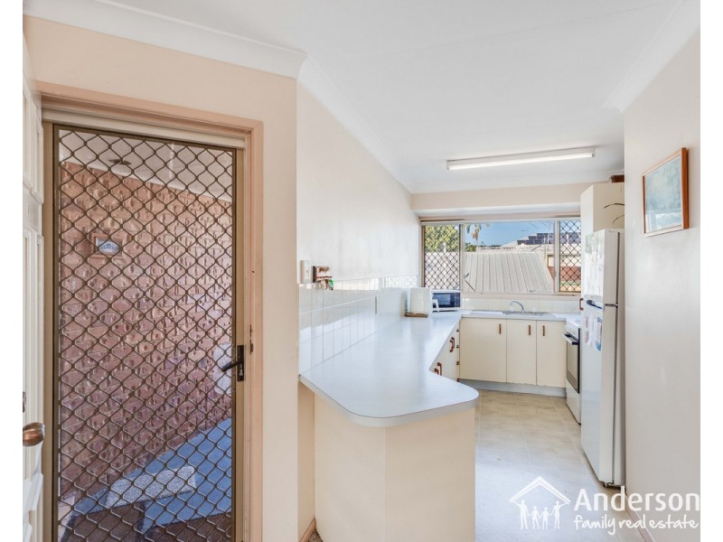 6/34 Caroline Street, Woody Point QLD 4019