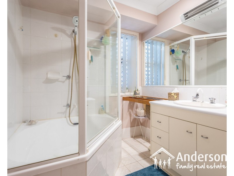 26 Trecarne Street, Bridgeman Downs QLD 4035