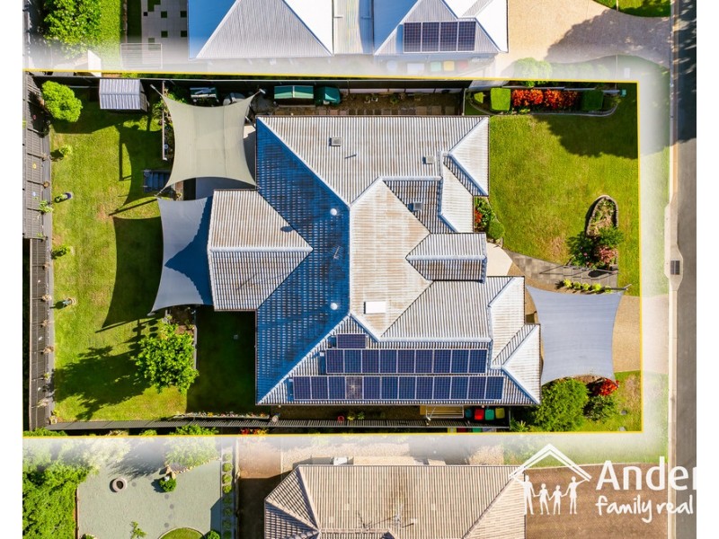 26 Trecarne Street, Bridgeman Downs QLD 4035