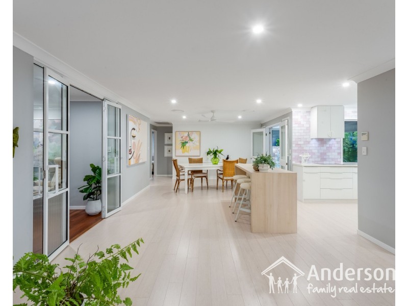 30 Trecarne Street, Bridgeman Downs QLD 4035