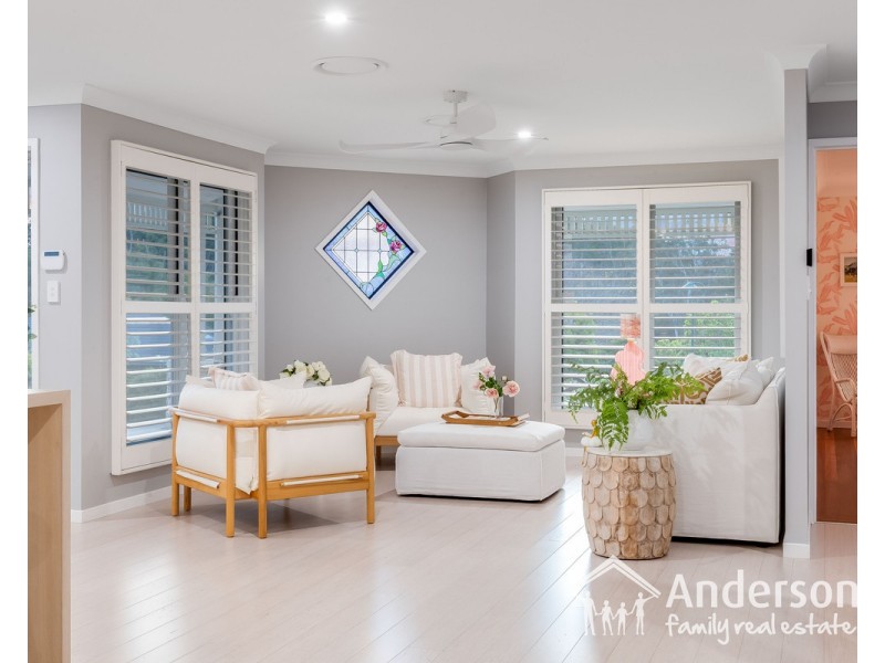 30 Trecarne Street, Bridgeman Downs QLD 4035