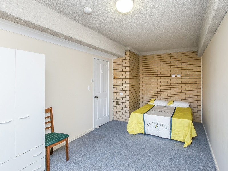 99 Workshops Street, Brassall QLD 4305