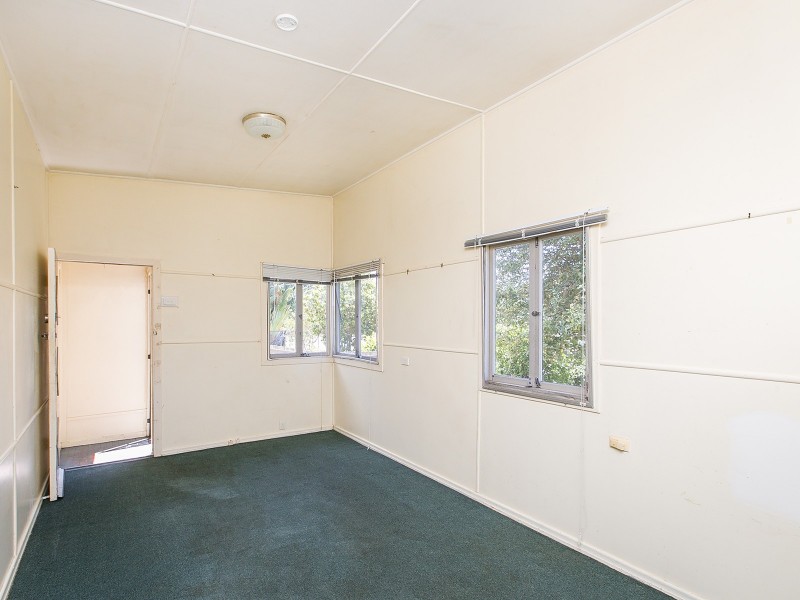 28 Ruth Street, Birkdale QLD 4159