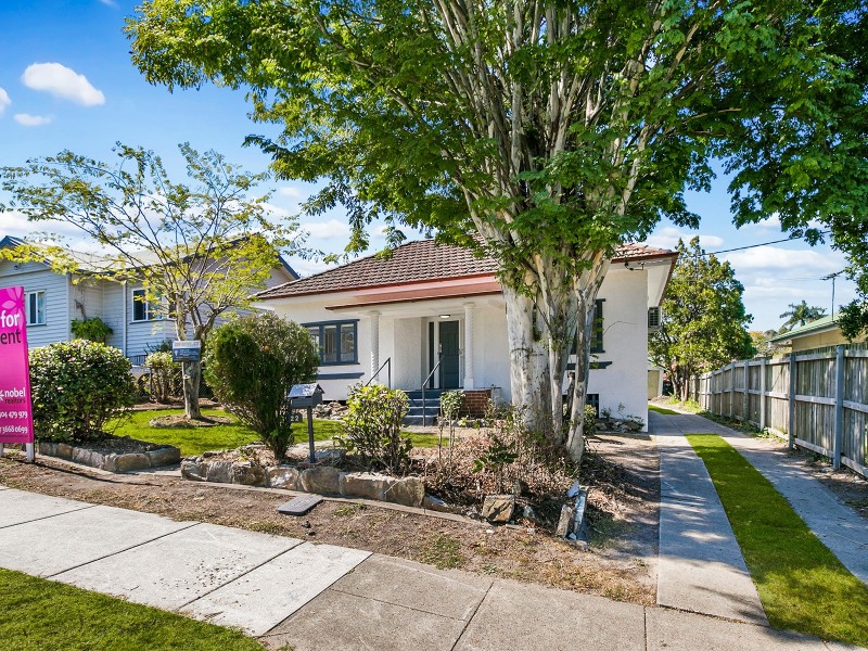 22 Burn Street, Camp Hill QLD 4152