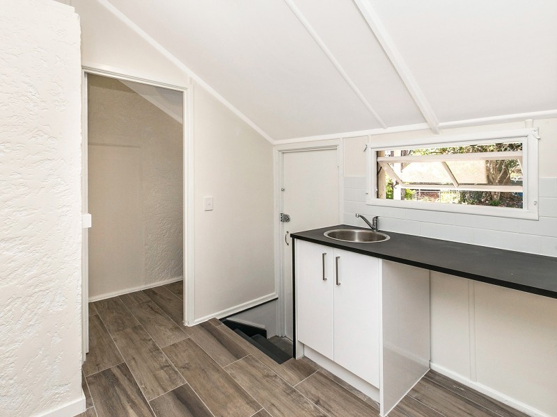 22 Burn Street, Camp Hill QLD 4152