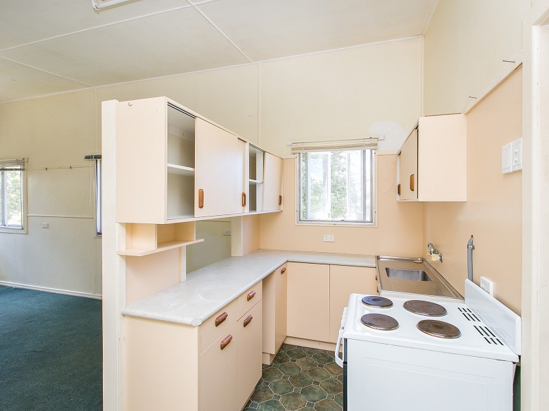 28 Ruth Street, Birkdale QLD 4159